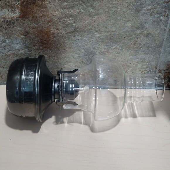 Vintage Kerosene Lamp Wick Clear Hurricane Glass Globe Chimney Metal Base - Picture 10 of 12